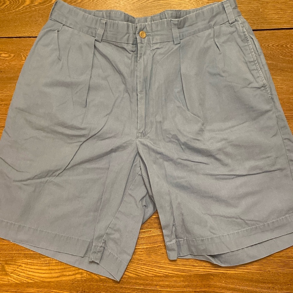 Bills Khakis Pleated Shorts